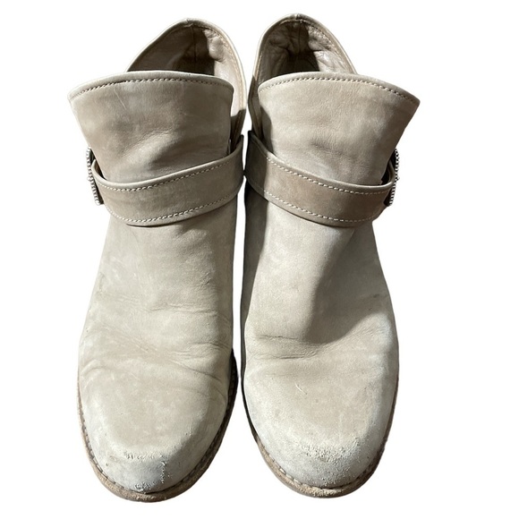 Stuart Weitzman Beige Ankle Booties - Picture 1 of 9